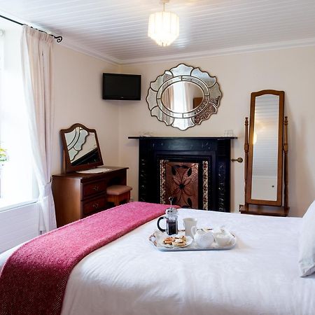 Brennan'S Accommodation Glenties Exterior photo
