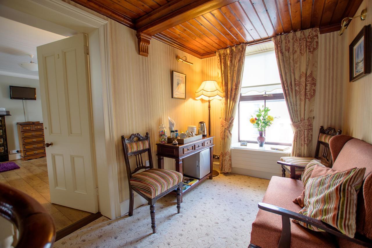 Brennan'S Accommodation Glenties Exterior photo