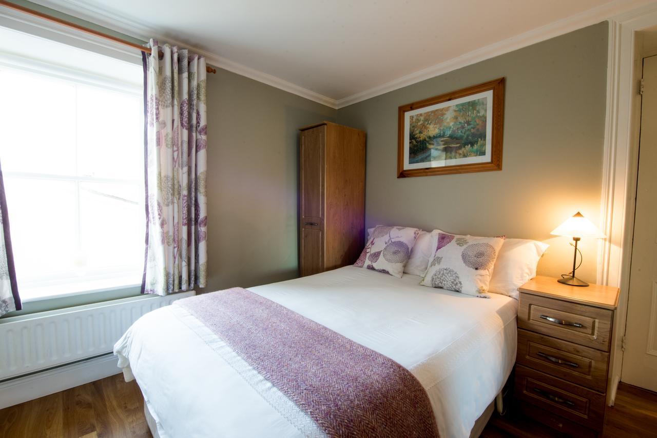 Brennan'S Accommodation Glenties Exterior photo